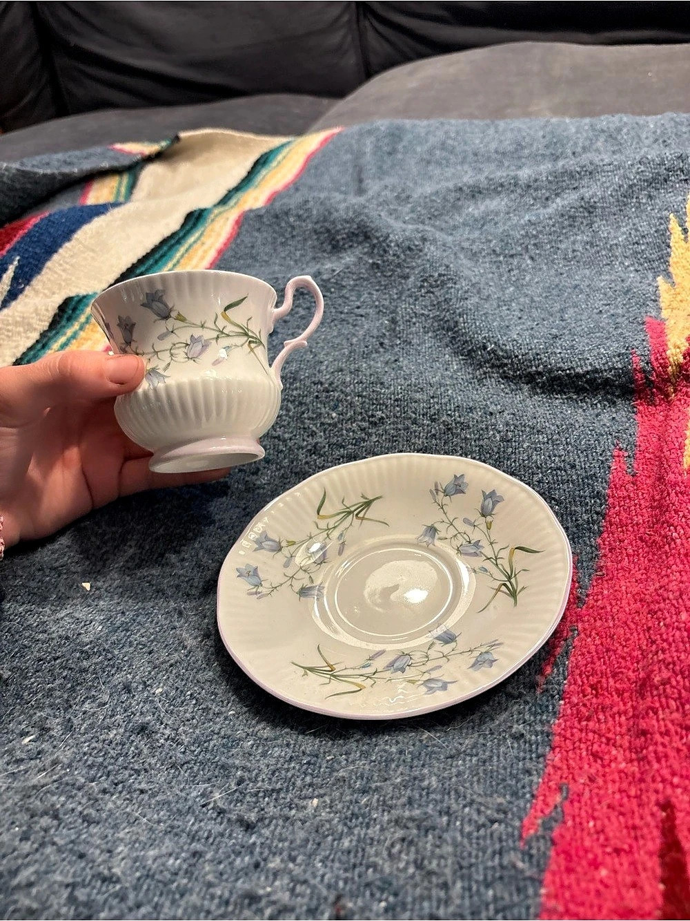 Queen's Floral Teacup & Saucer Set in White & Blue - Picture 3 of 6
